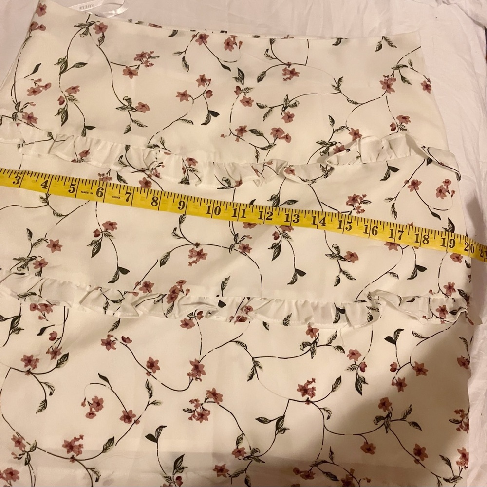 NWOT SHEIN White Floral Two Piece Set Size L - Picture 9 of 10